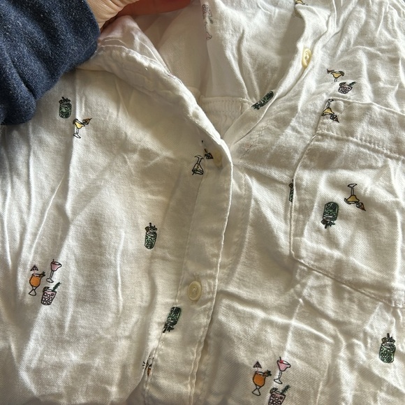 Old Navy white button down shirt - Picture 3 of 4